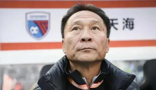 三月份就要打世预赛了！
咱们的国足主帅怎么还没有消息！
今天看到一个惊人的消息！