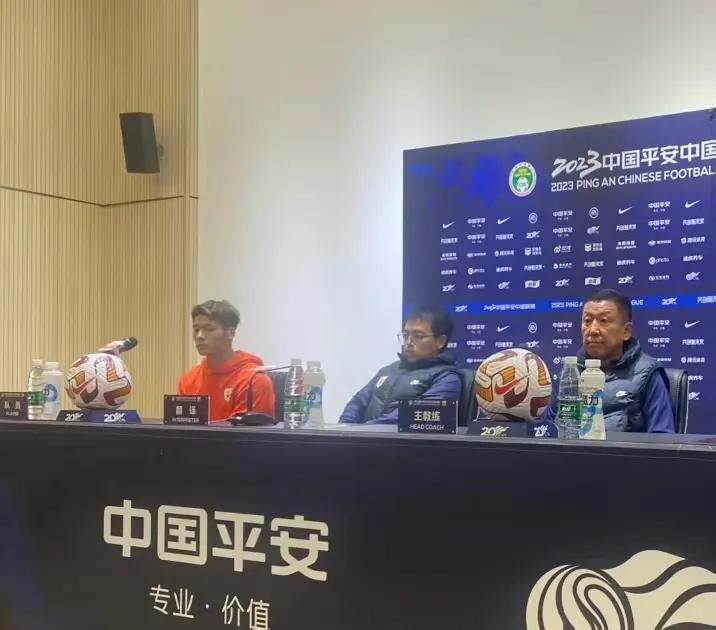 赛前发布会崔康熙透露：主力难复出，根据球员的情况，采取一些轮换。

10月19日