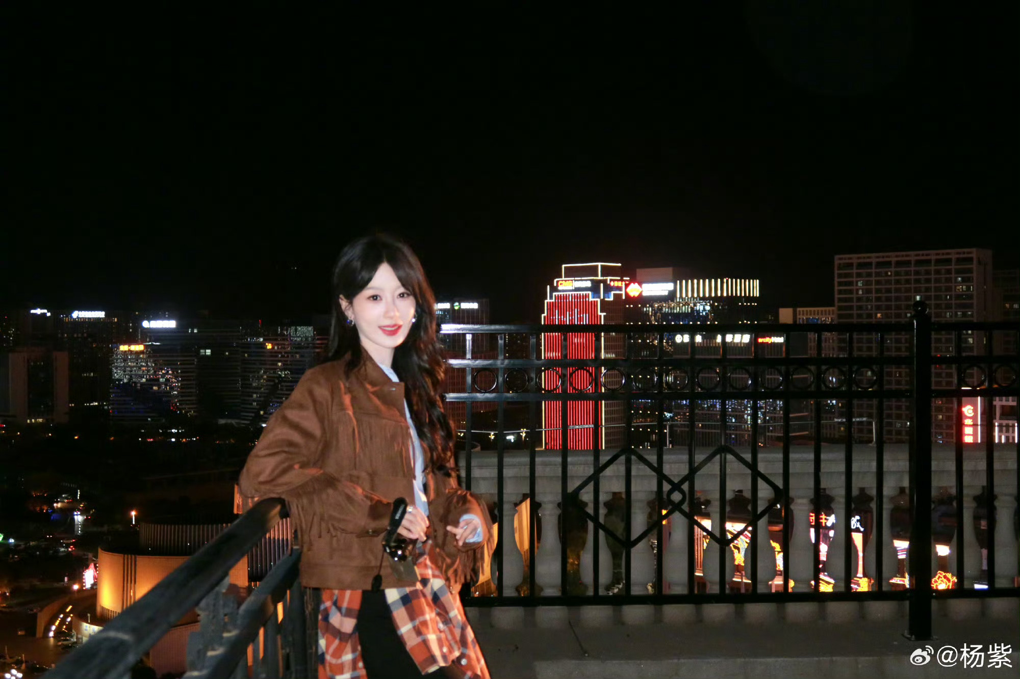 杨紫美照来啦，秋天的味道[色] ​​​