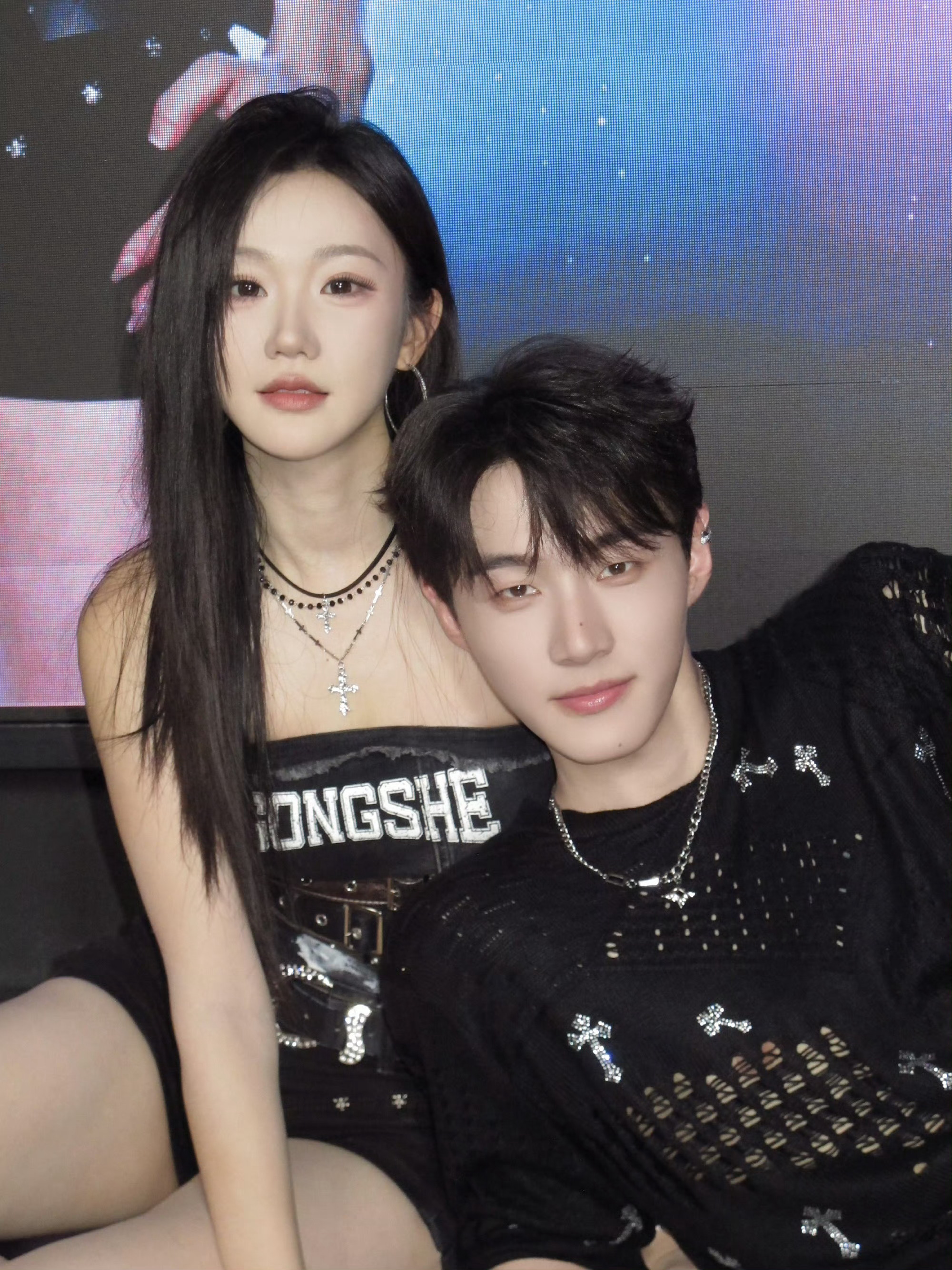 欧巴欧尼很配啊，这套图很爱豆了，收拾收拾三搭吧张晋宜 李卓扬 
