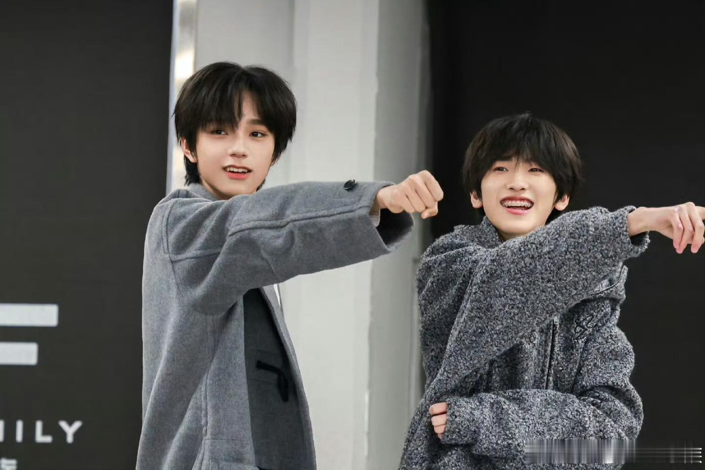 TF四代高雅人士局双人花絮照，你Pick谁状态？  王橹杰 杨博文 张桂源 陈奕