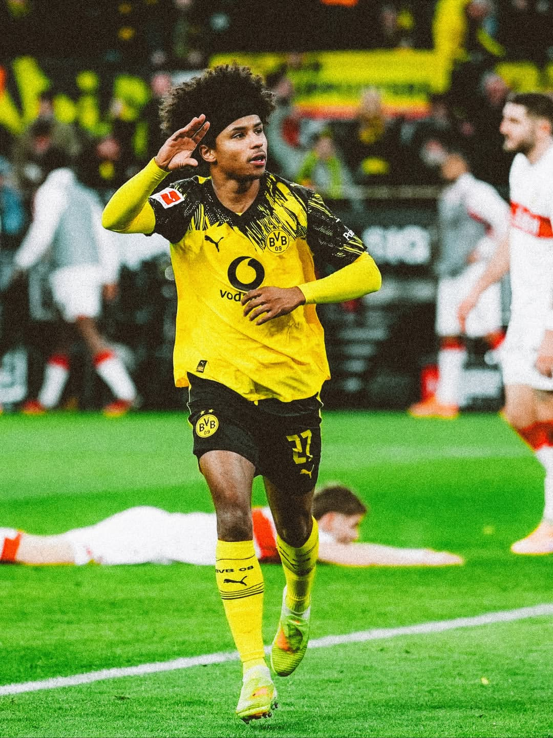 多特蒙德黄黑普鲁士 体图：如果不出售任何球员，今夏的转会预算会是2500万欧元，