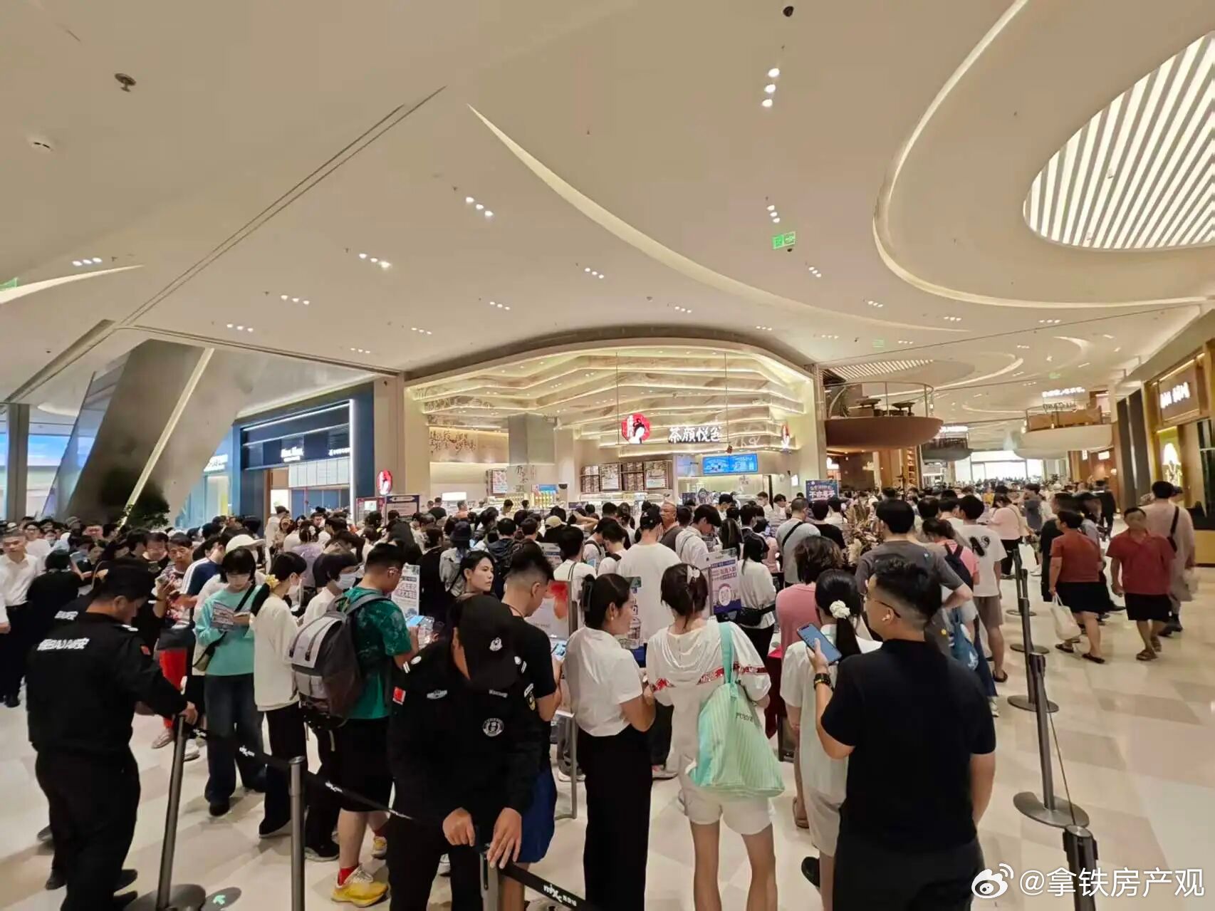 谢谢你们告诉我万象城人多，这样我就不用白跑一趟了 ​​​