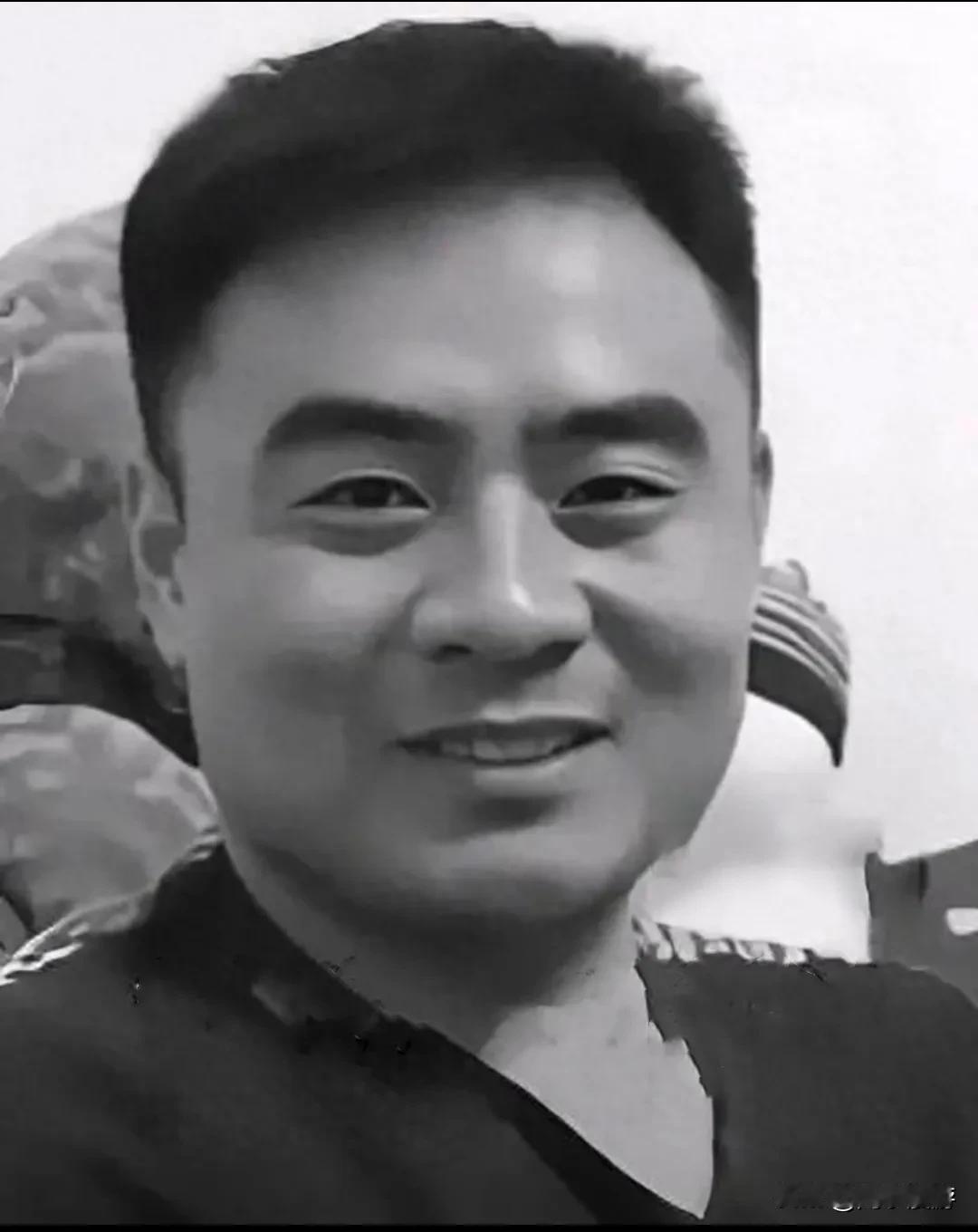 致敬救人英雄，一定要去吃一次火锅。
地址：老北京羊蝎子火锅西二旗店海淀区﹣西二旗
