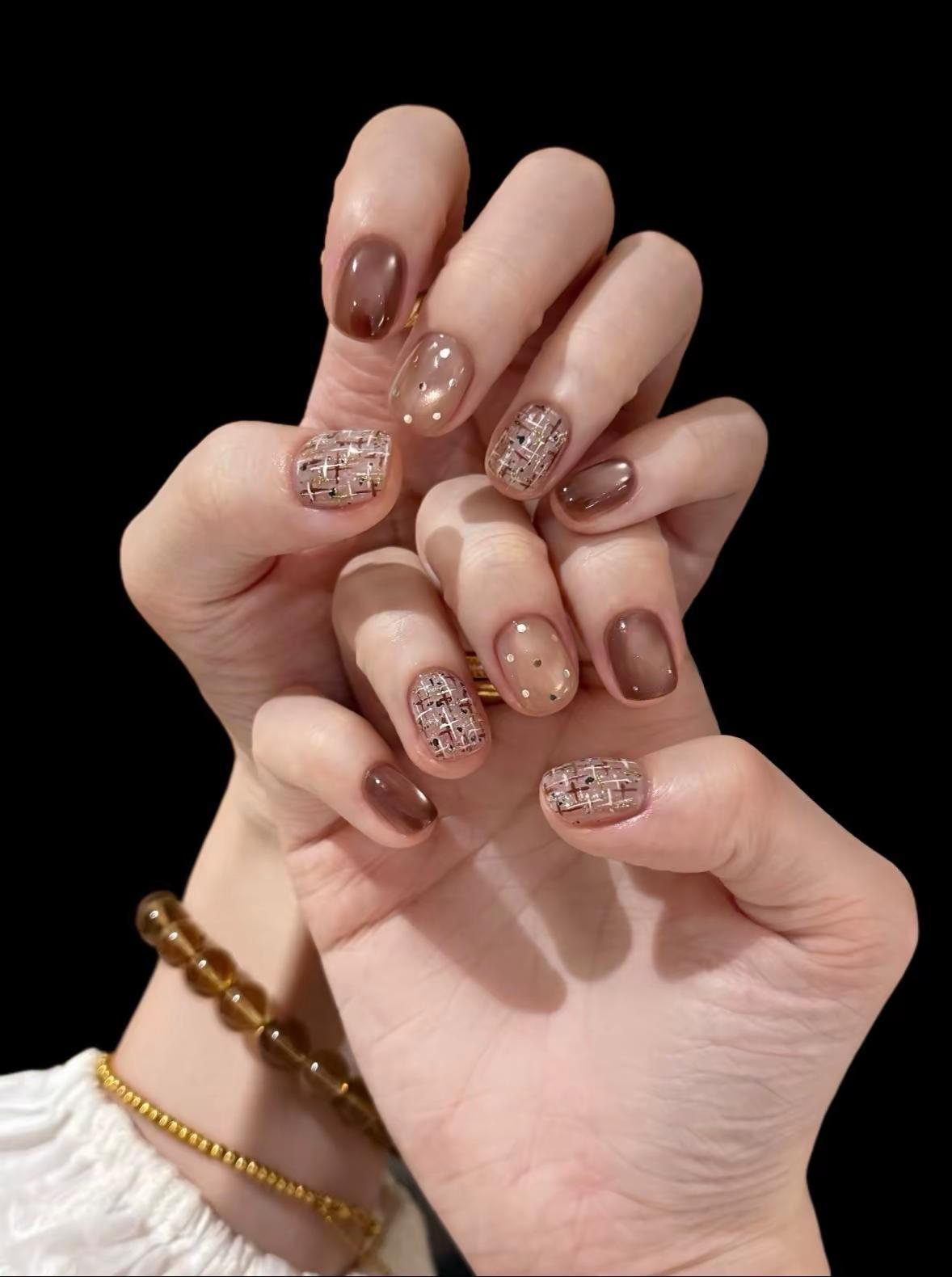 美甲 短甲精致女人必备 超好看的美甲显白美甲