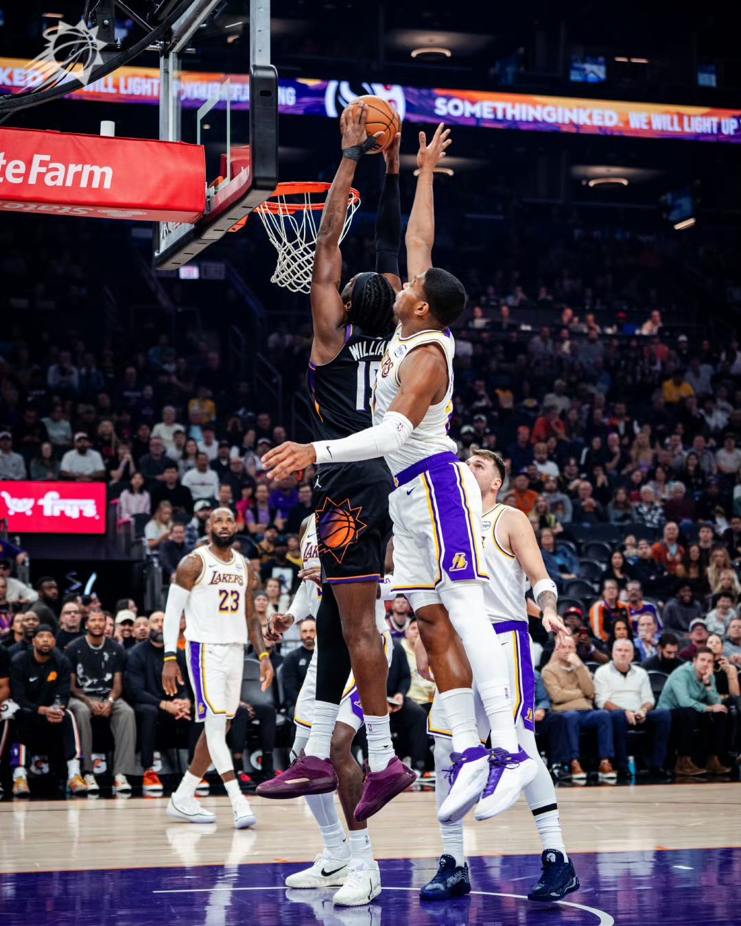 为山九仞，功亏一篑。还是让湖人逃过了一劫表面差在几个细节处理，实际上还是篮板被对