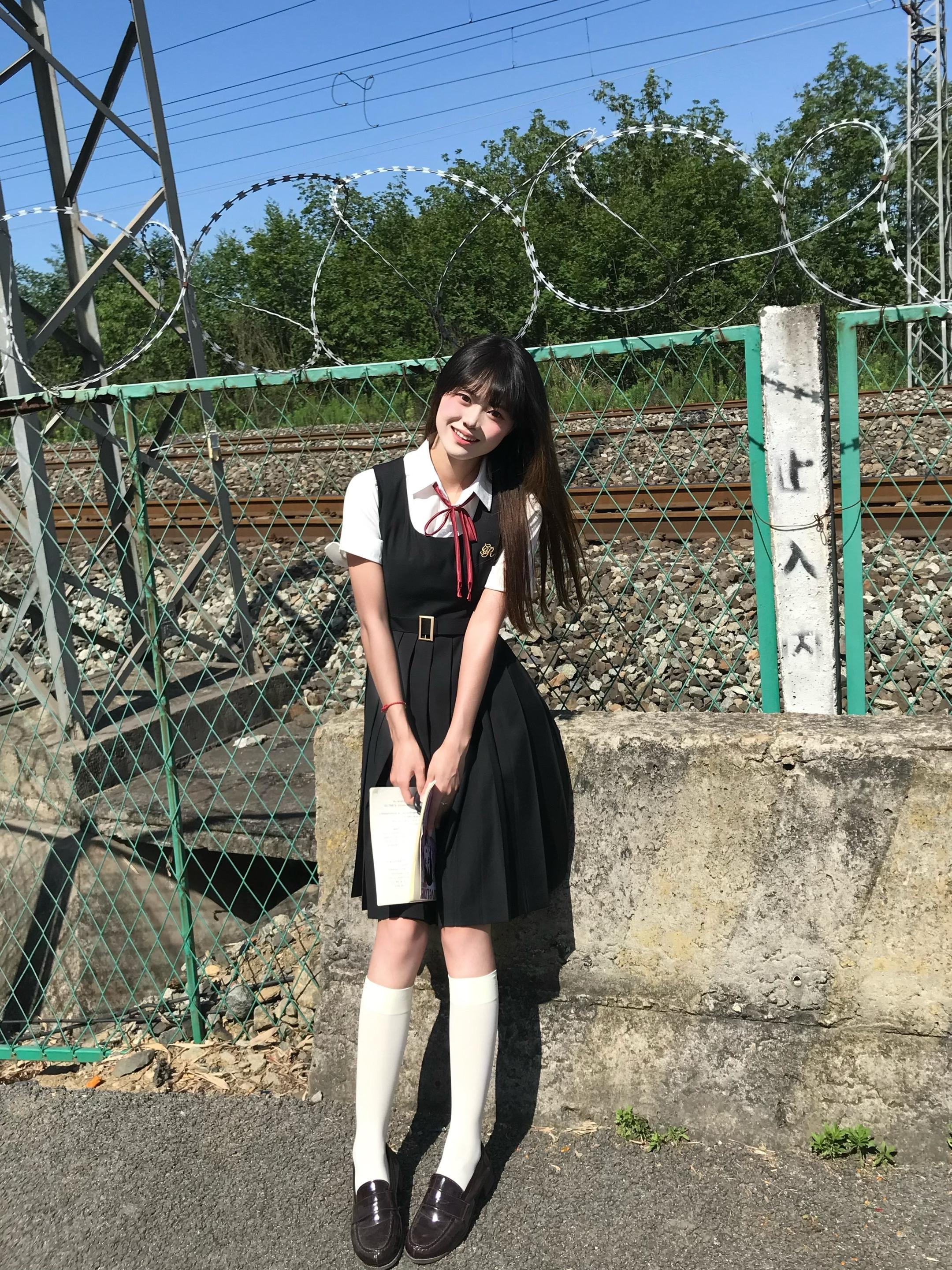 那个女孩 留着长长的头发