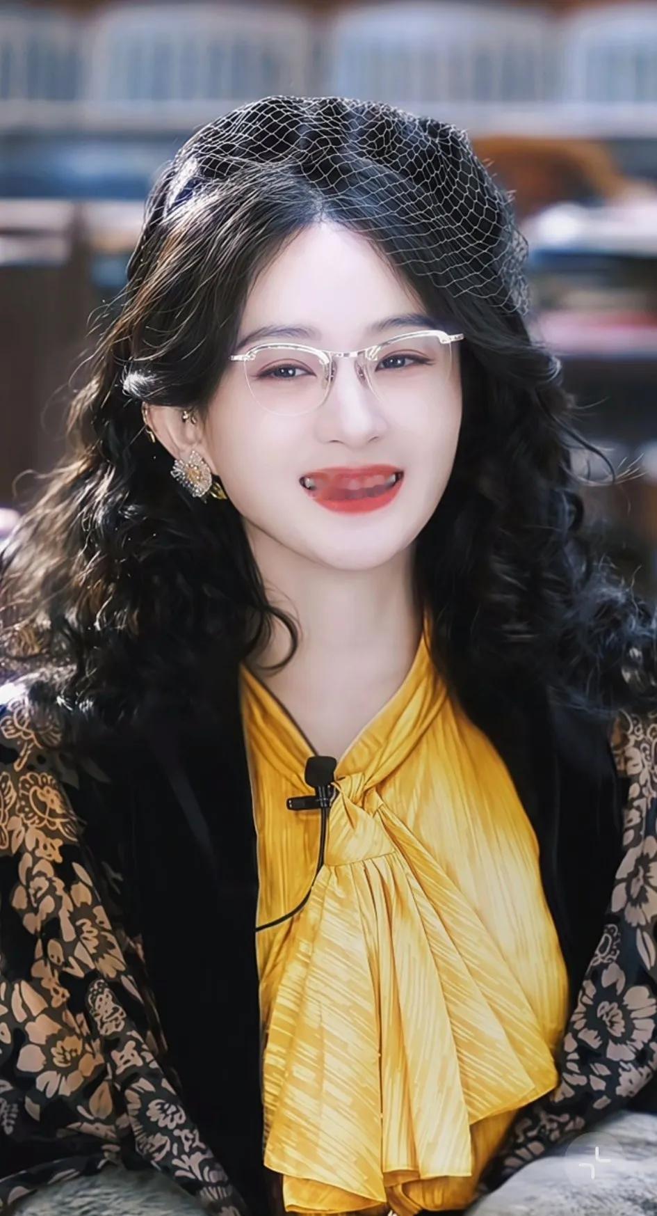 我的天呐，丽颖的塑造能力也太强了吧，哪种风格都能完美驾驭。
     这一次，颖