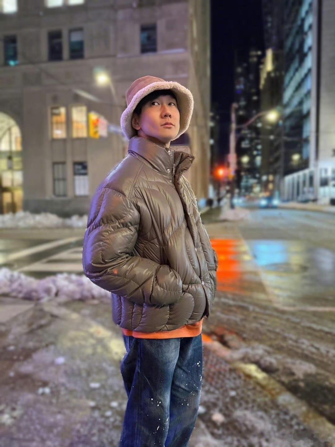 林俊杰情人节营业  哇哇哇 