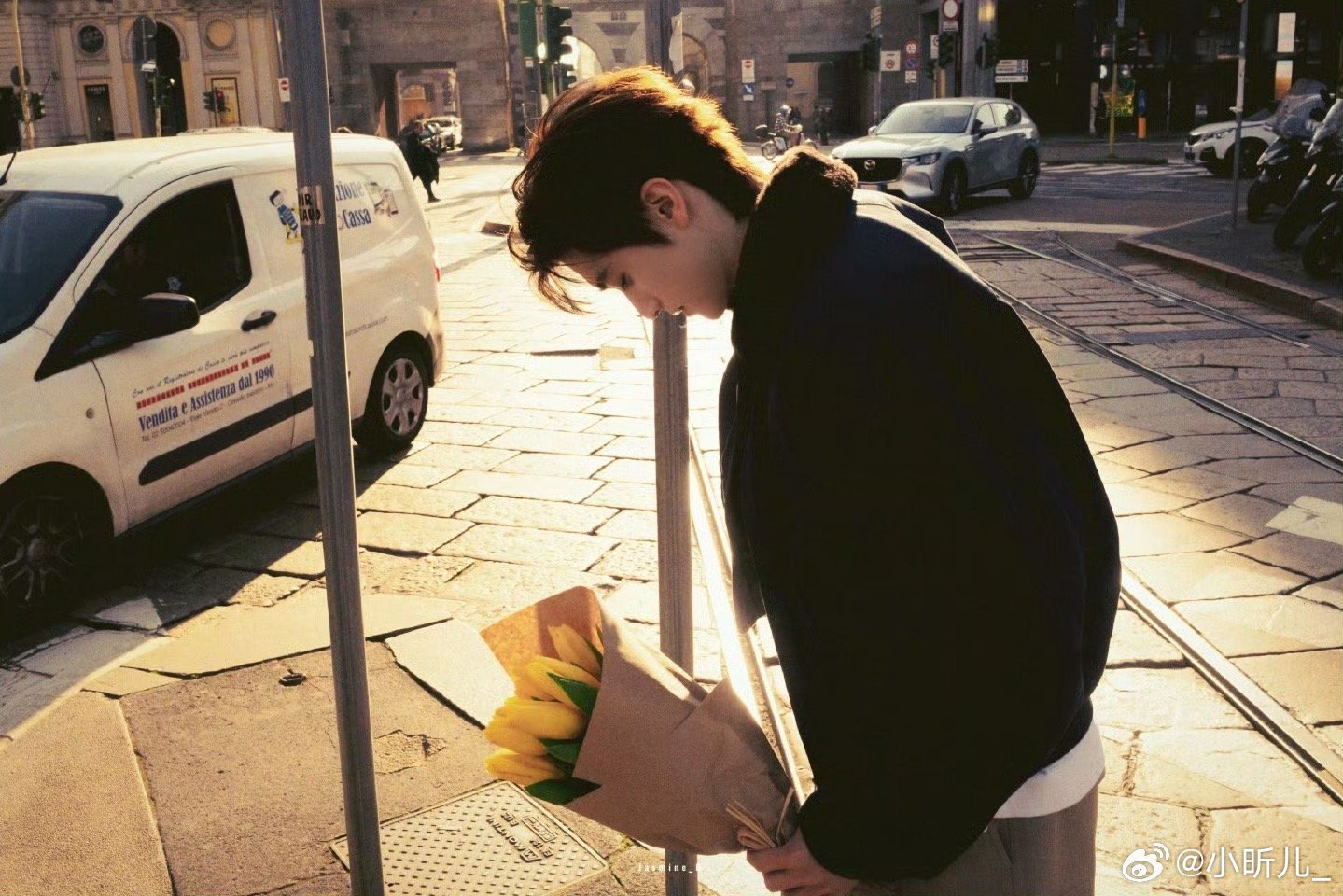 米兰时装周米兰时装周惊喜锁定张康乐！受Bottega Veneta邀请看秀，颜值