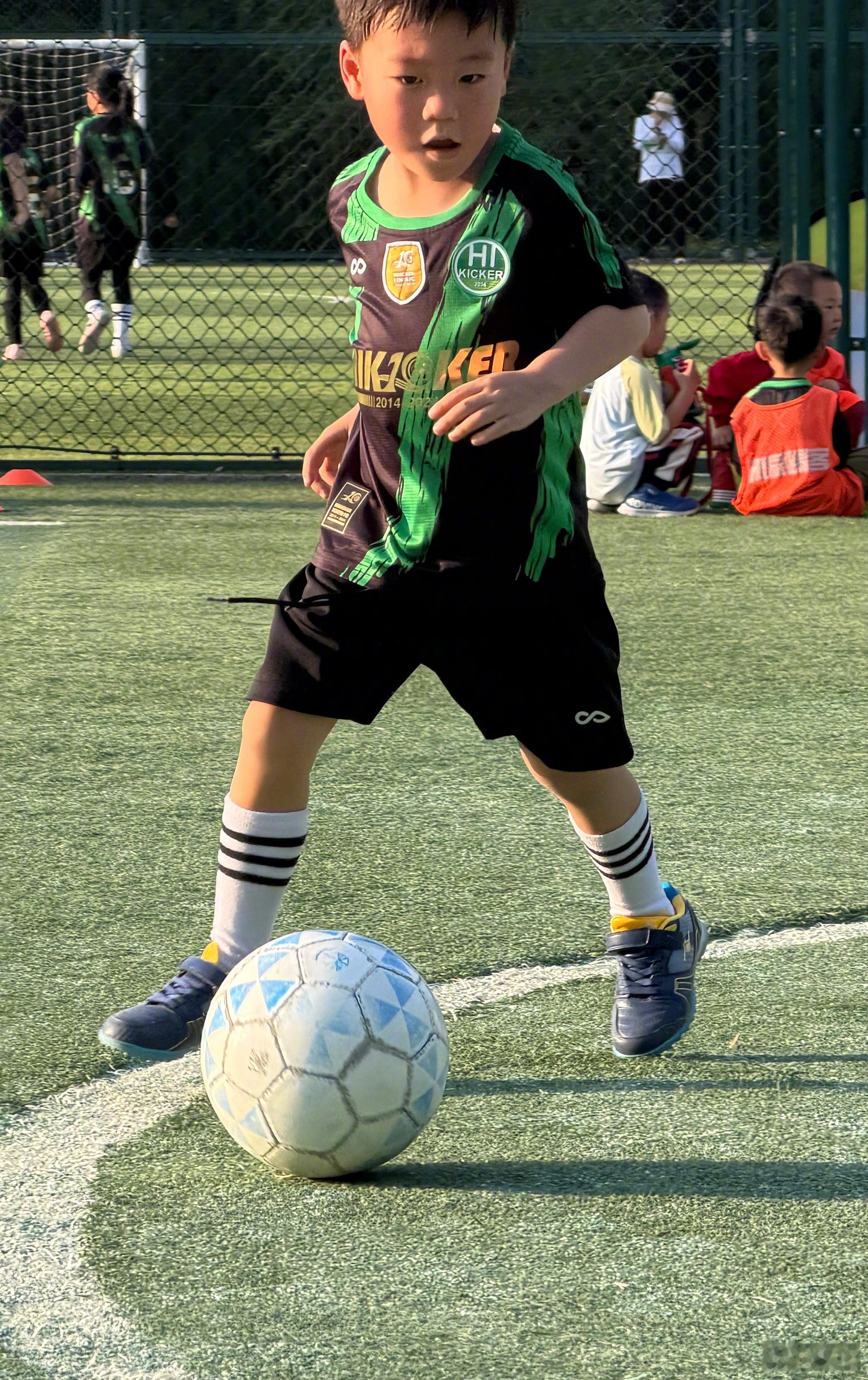 这张像大孩子了