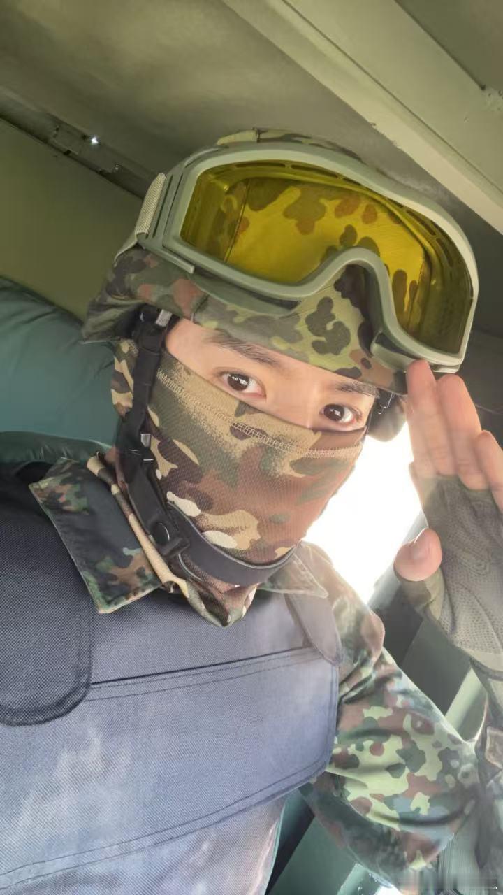 陈哲远告别阿瓒的18宫格与话语，让阿瓒这个角色在大家心中又深刻了几分。 