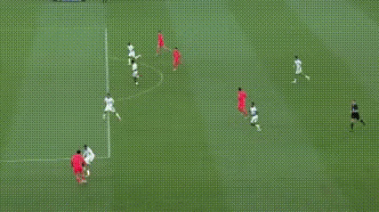 张玉宁不愧在荷甲待过啊，库拉索号称荷兰2队或者3队，你看他在荷甲待过的自信心真的