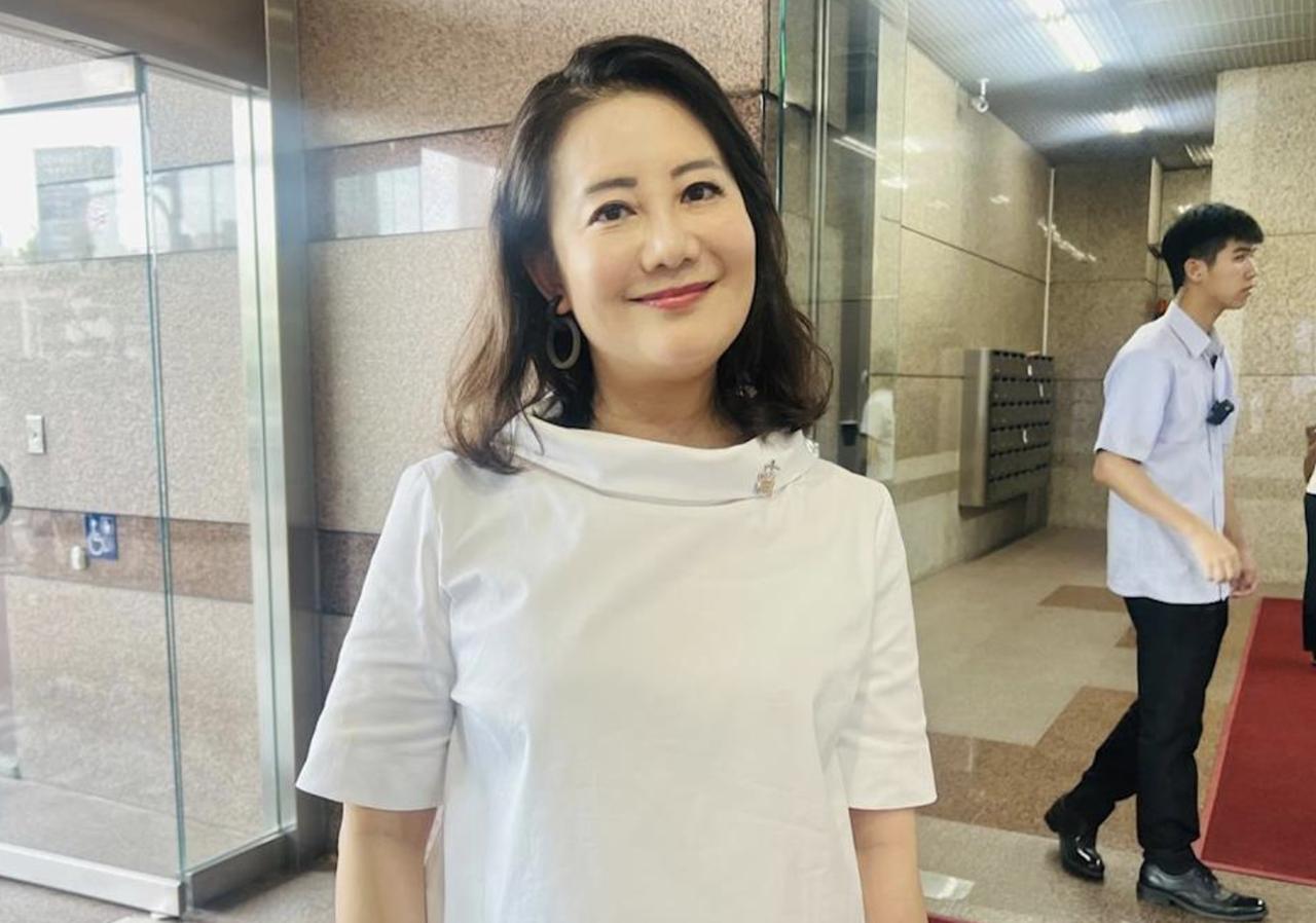 当年力挺印度移工，吴思瑶如今被封“印度劳母”

最近台湾引进印度劳工一事引发社会