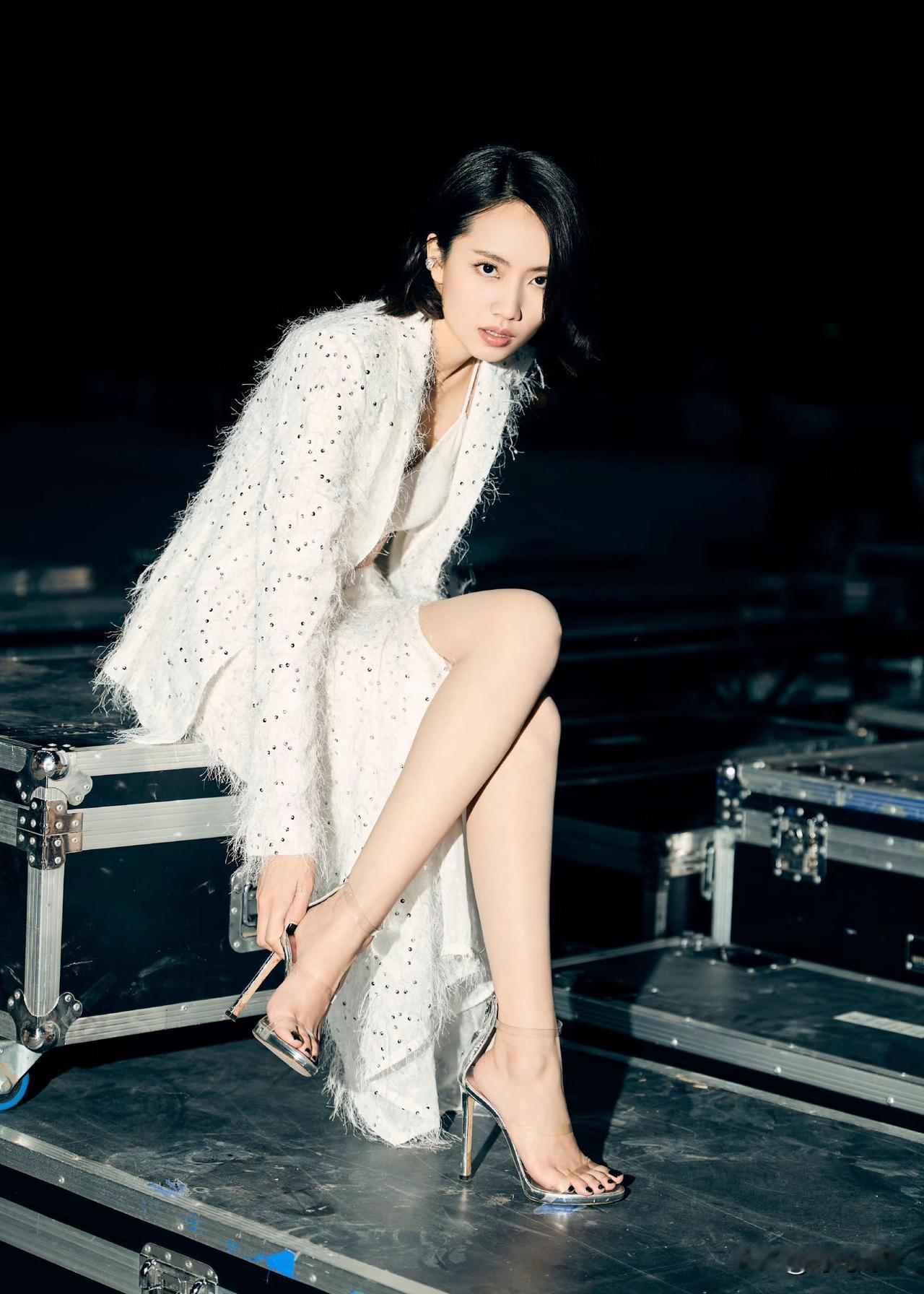 出道多年的刘惜君，愈发成熟稳重。她的歌曲作品大家都听过那首呢？