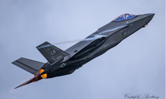 俄罗斯的野心确实很大，美军F-35隐身战机或首次空战，击落俄军天竺葵-2远程攻击