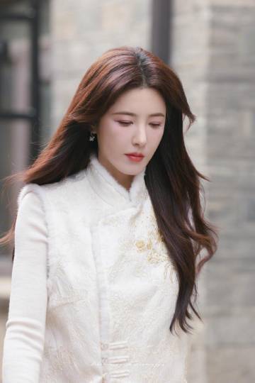 夫妻因曾黎年纪吵起来了 刷到这网红夫妻吵架视频，直接被笑到头掉！就曾黎年纪问题，