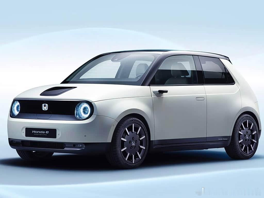 2019年的时候，Honda e的横空问世，让很多人都以为本田会是日系品牌里，电
