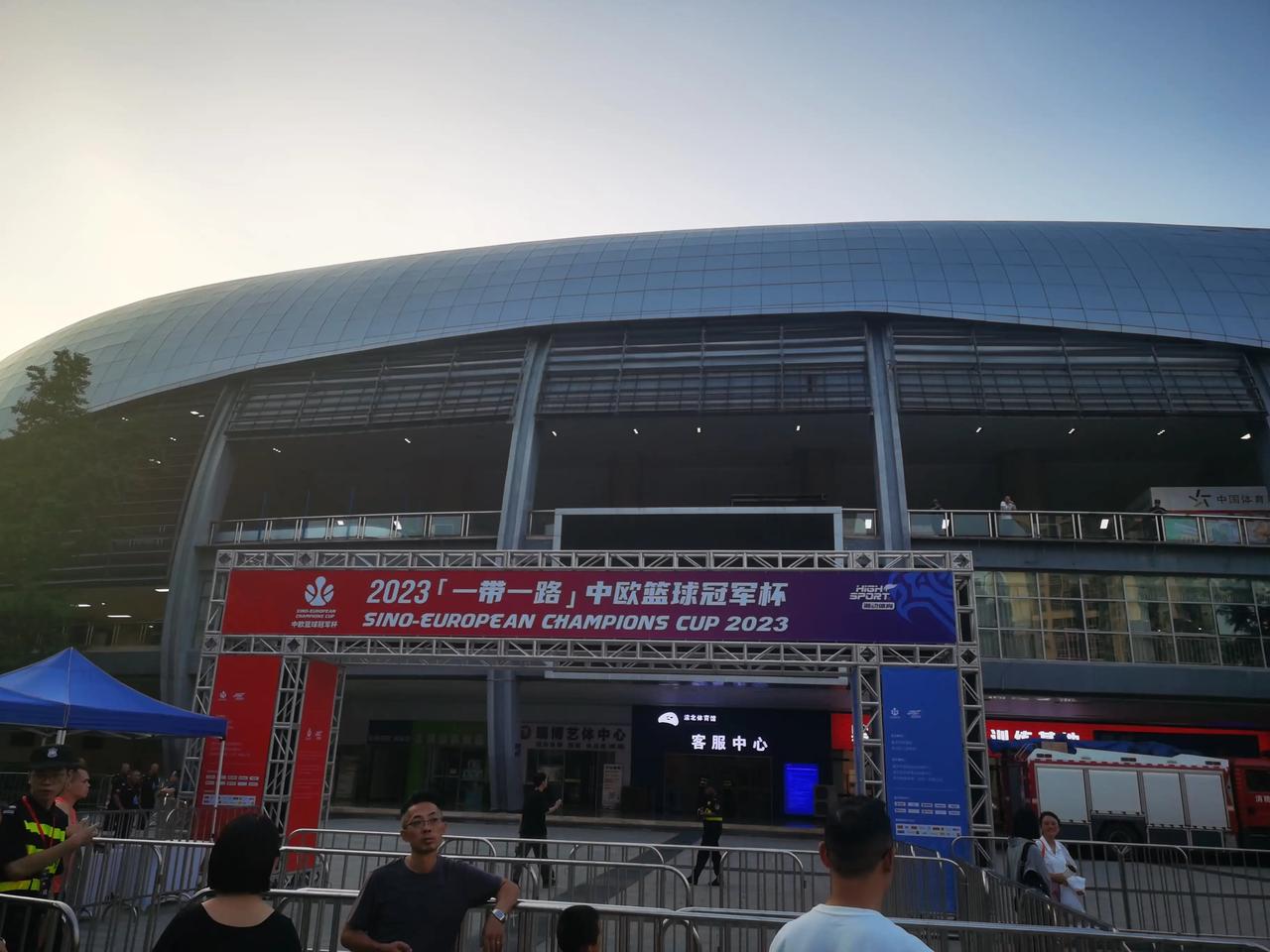 吴前赛前热身连续打铁，是因为太久没打比赛了吗？

浙江男篮与塞尔维亚俱乐部的热身