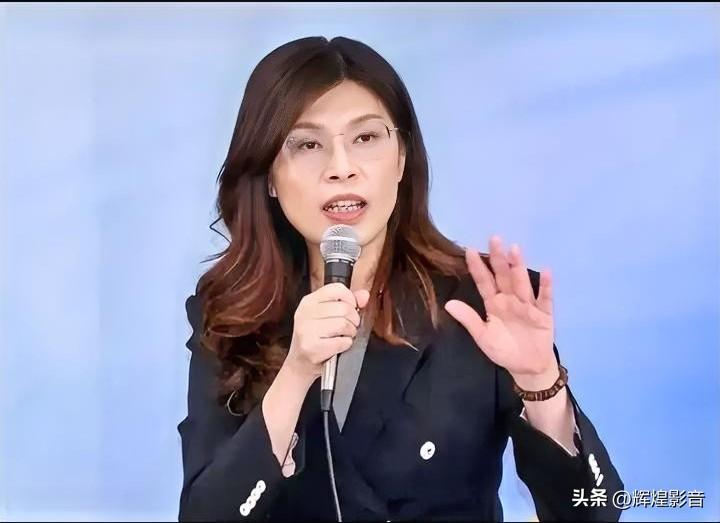 和平破局！郑丽文打出两岸与选战组合拳，谁还在逆势对抗？
 
台海风向正迎来关键转