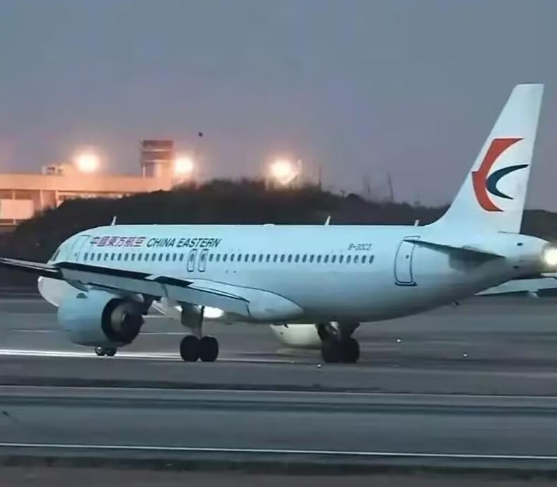 中国东方航空正式宣布，
 
4月18日，中国东方航空正式宣布：即日起恢复昆明至印