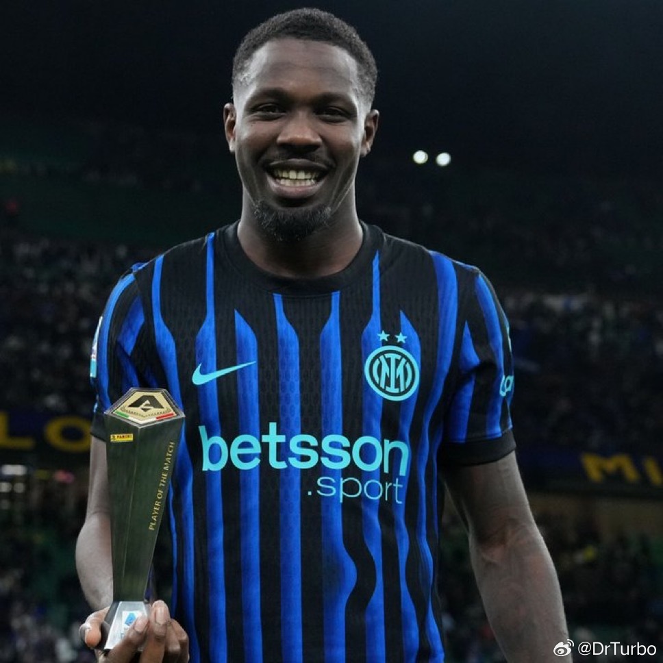 瓜罗在上周四的时候提到 在阿皮亚诺 图拉姆在训练中非常努力国际米兰5比2罗马劳塔