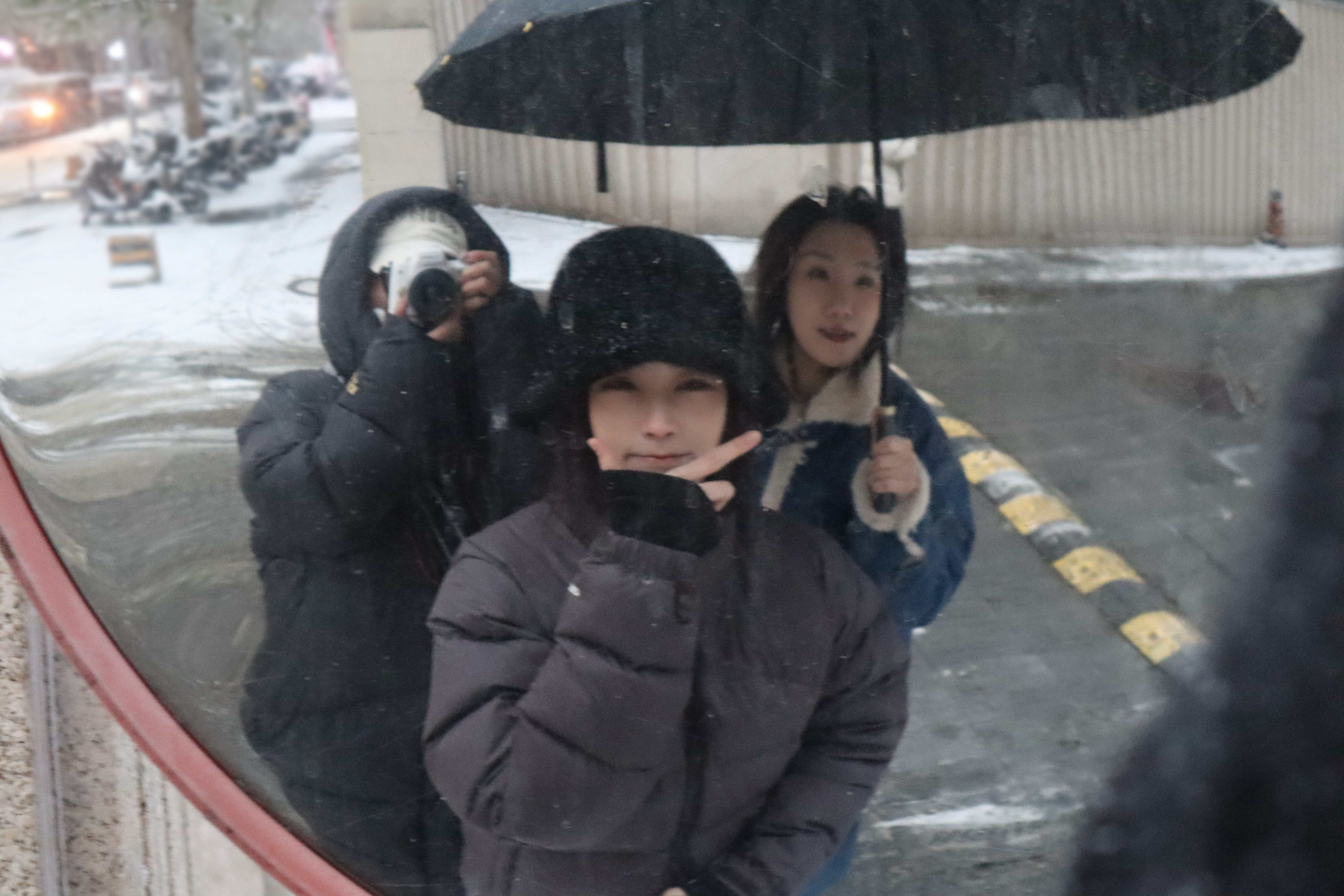 好消息  赶上初雪了坏消息  设备不行 没出片 