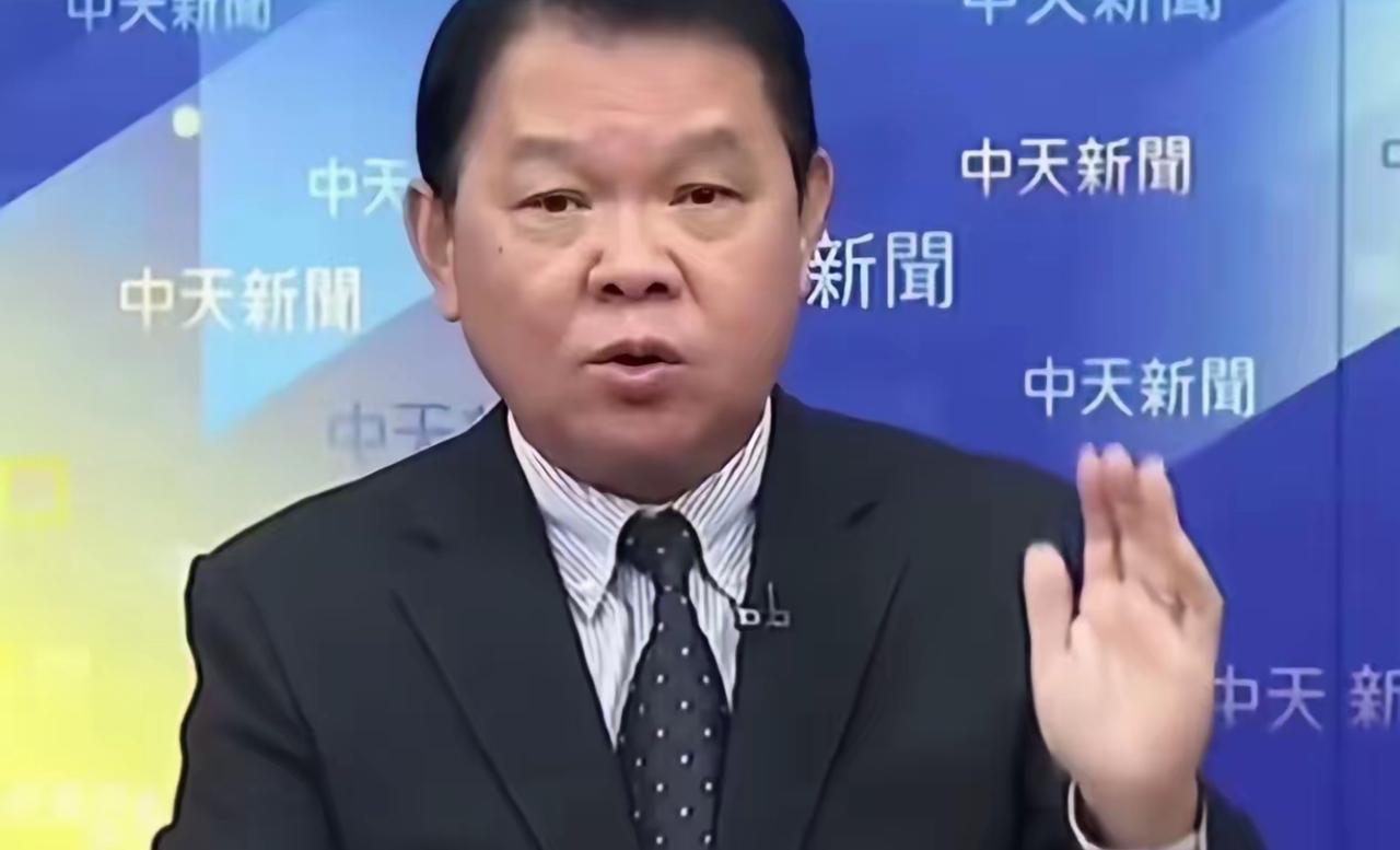 我会严格保留你指定的原文作为开篇，结合黄征辉海军退役舰长的真实身份、军旅阅历与台