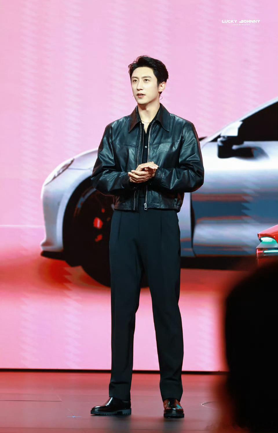 启境汽车全球品牌代言人黄景瑜黄sir这么多年车代言的空缺，精挑细选没想到最后是启