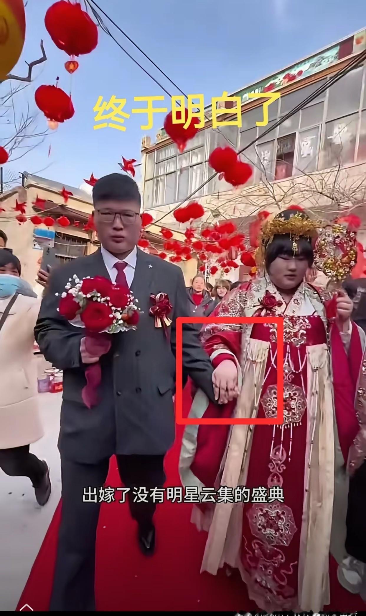 “985博士不如邻村养猪娃？
”大衣哥一句话把全网怼沉默了！
女儿离婚才半年，他