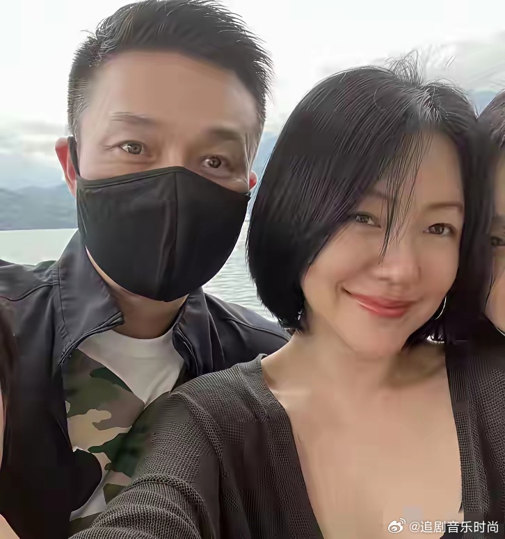 许雅钧的料一出，又有点心疼小汪总了，S家的三个女婿，一个打人的，一个打碟的，还有