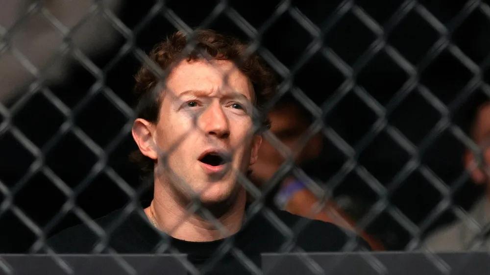 裁掉1.6万人！人不为己，扎克伯格温和外表下的商业铁律
扎克伯格总是一副人畜无害