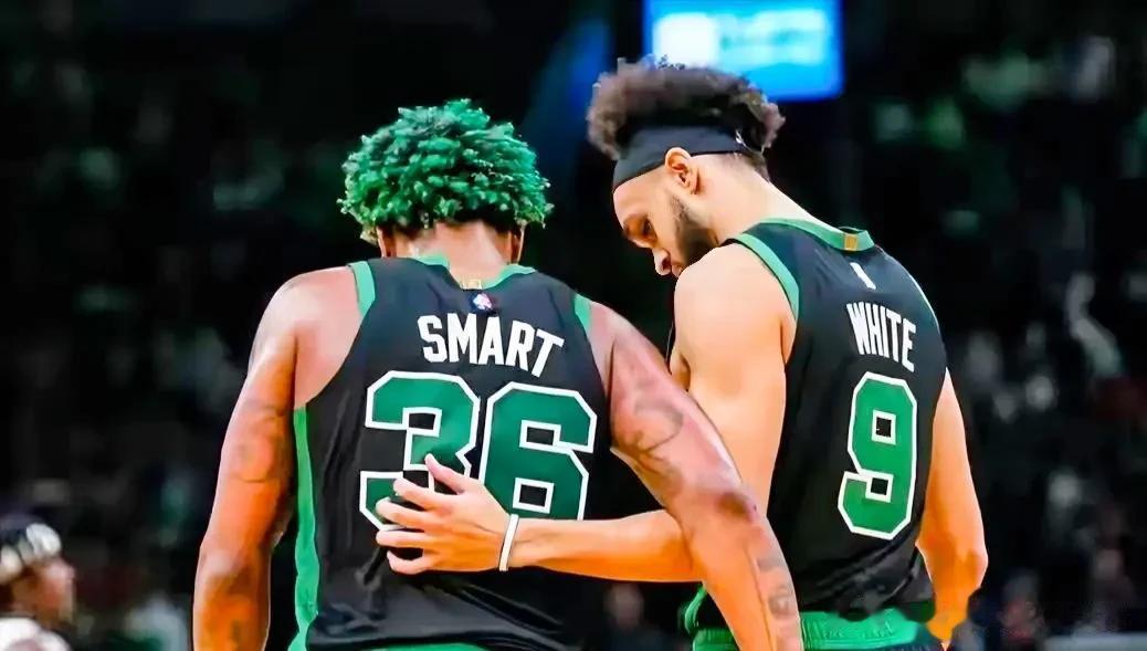  
北京时间8月3日NBA凯尔特人队球员德里克.怀特接受采访，公开回答了新赛季自