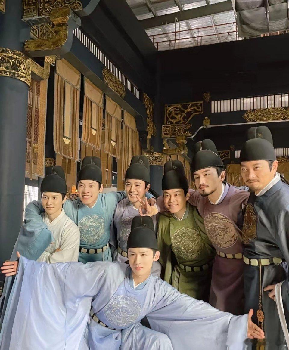 都这么多年了，到底是谁还在怀念卿卿日常啊，真的非常的好看 ​​​