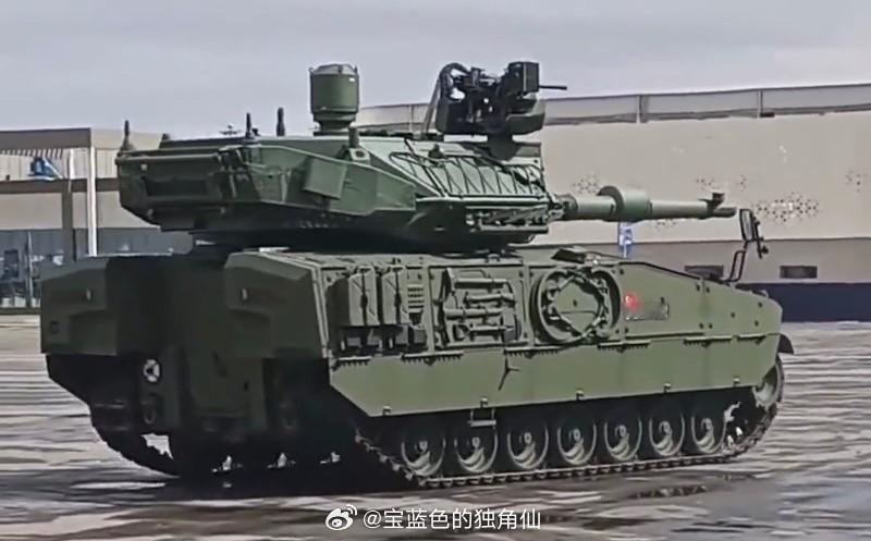 换了🇮🇹Hitfact 120mm Mk2的🇹🇷TULPAR ​​​