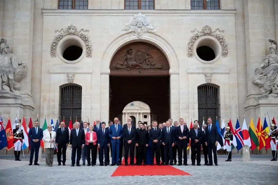 欧洲十国自己组建了一个自己的联盟，都是欧洲国家，这是打算另起炉灶不跟美国玩了吗？
