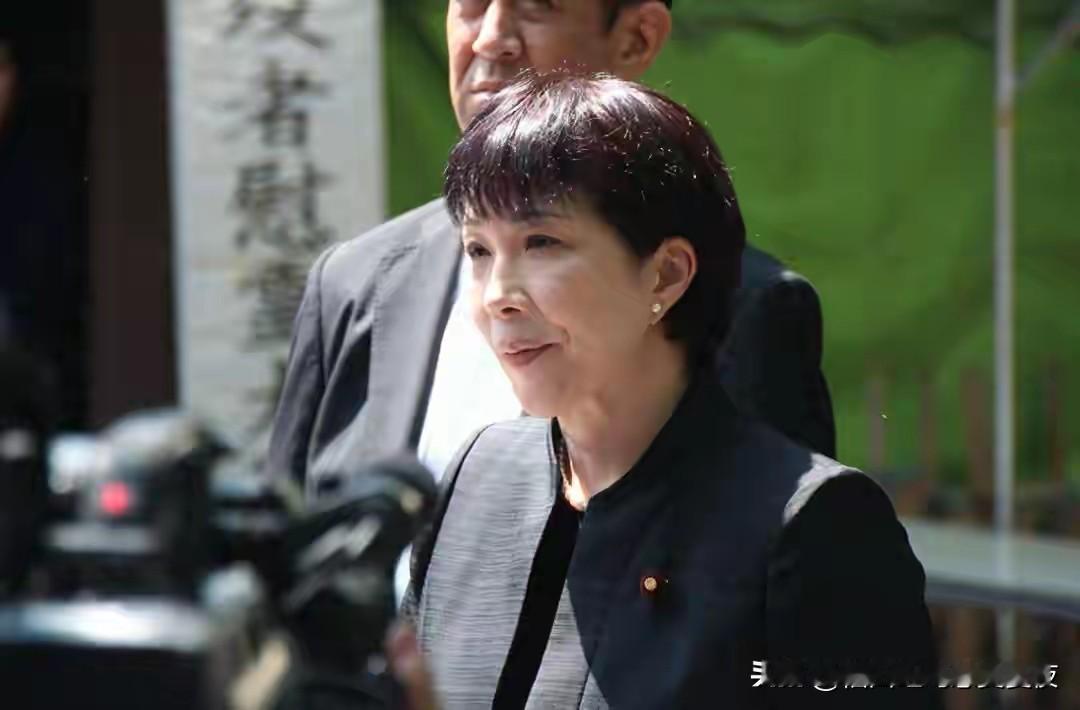 四大派系集体"逼宫"，高市终于认怂？中强硬到底，不给台阶下