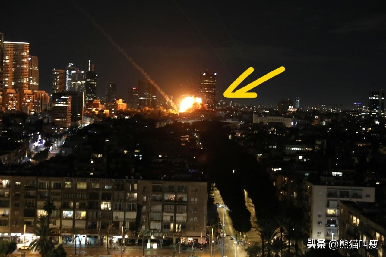 还在嘲笑伊朗的弹道导弹打不准？
还在坚信美国和以色列的防空系统如同铁幕？

以色