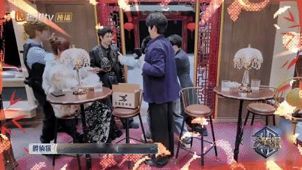 文韬也是学坏了院人全年无休计划家人们快来看文韬“黑化”现场！大侦探对撞季 搜到甄