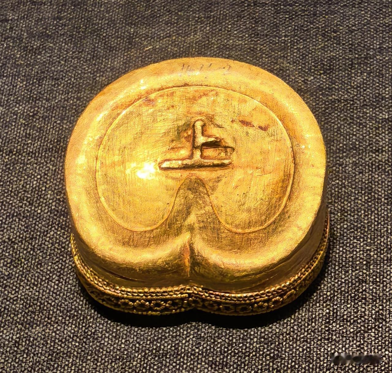 谁不喜欢海昏侯 沅汰博物馆   

海昏侯刘贺不仅有钱，更有金子[马思纯的微笑]