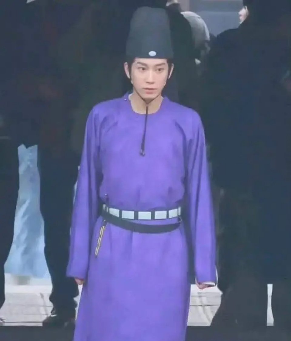 王子奇能不能好好管理一下身材 ​​​