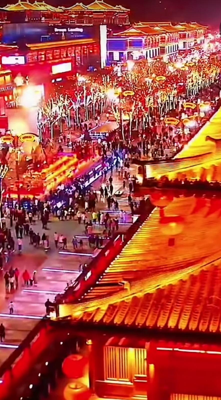 集卡点灯领现金我正在参加集卡点灯分20万春节活动。集卡点亮灯笼，可获得现金奖励，