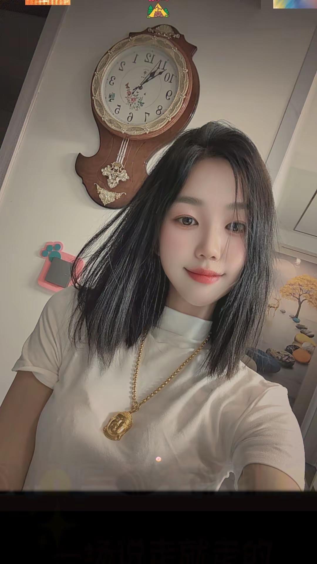 往后余生让你的灾难化成所有的苦，让我替你吃，爸爸生日快乐🎂，您跟我妈妈辛苦了[