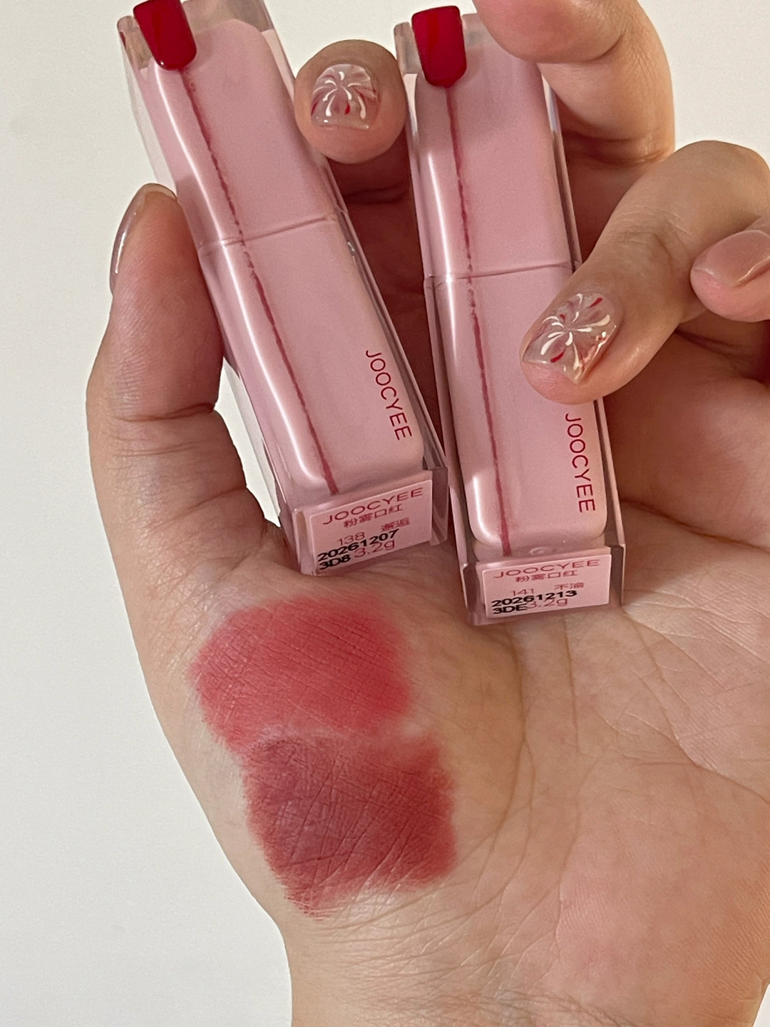 一眼定情的礼盒美的冒泡，怎么拍都好看四款产品颜色都非常不错，日常可用赠礼也都很用