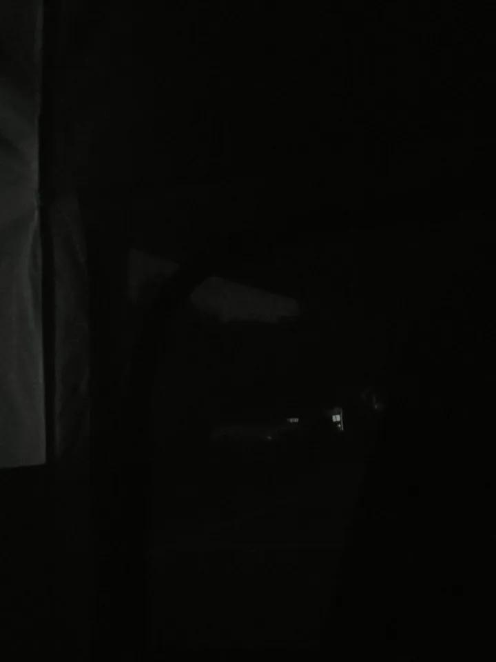 我现在才明白了，我和谁在一起，那些黑粉就去骂谁。我和谁在一起，那些黑粉就去整谁。