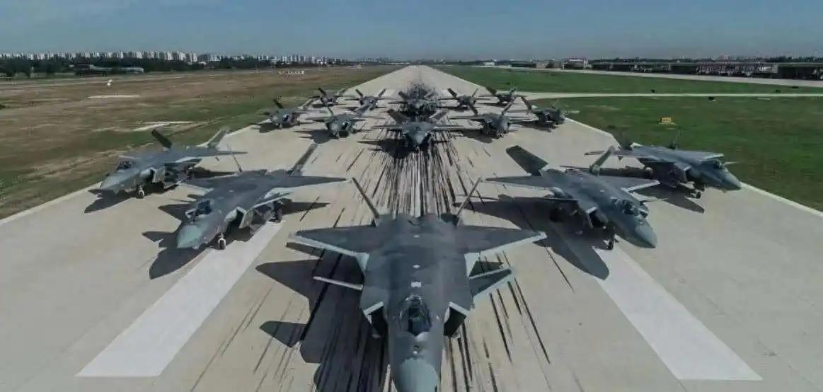 歼20“踹门神器”含金量还在上升！穿越对马海峡，美日韩毫无察觉！
现在才知道，歼