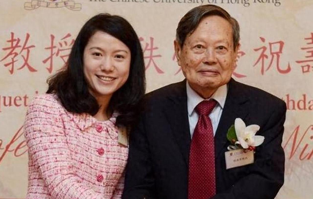 他生前一句话。
就预测到了如今发生的事情！


几年前被辟谣的事件。
再次提起。