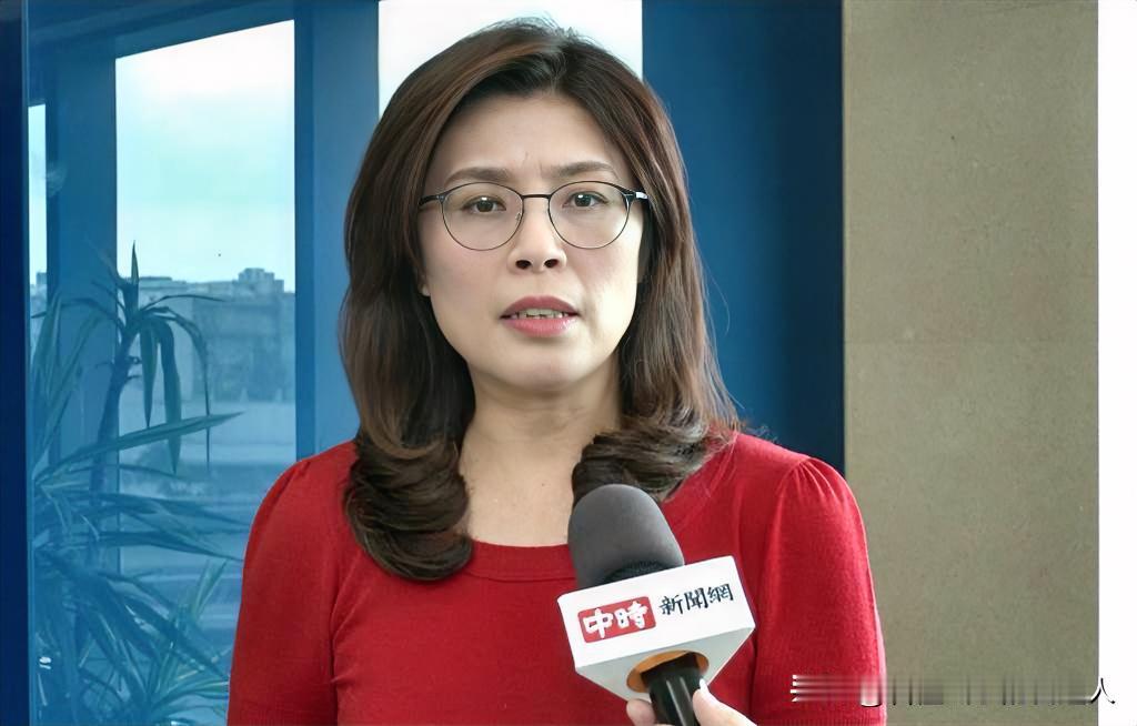 国民党的“模糊时代”，被郑丽文这封复电彻底终结！她那句“炎黄子孙”和“坚持一个中