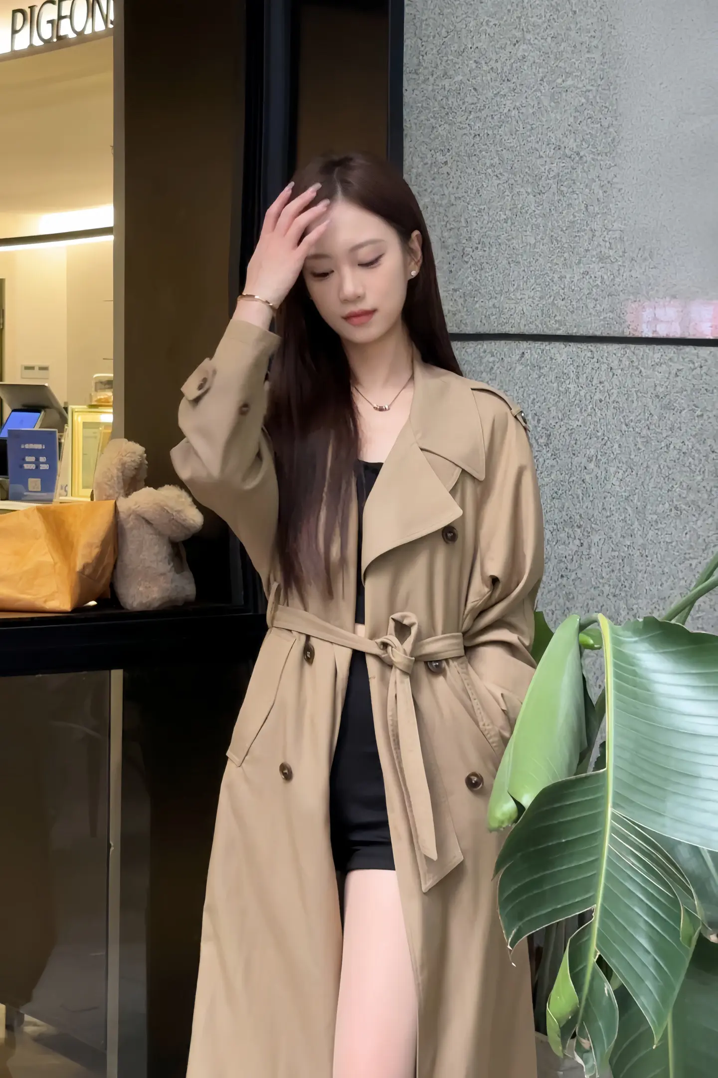 还有三年就25了 烦  还没变成有钱的漂亮女人