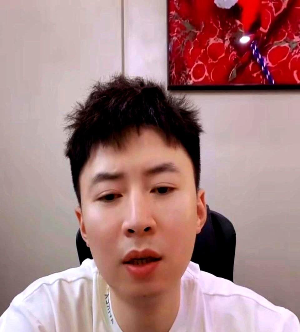 万万没想到，国乒在WTT挑战赛上的风头，
那个退役后在直播间卖袜子的方博，时隔5